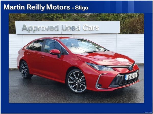 Toyota Corolla Saloon, Petrol Hybrid, 2023, Red