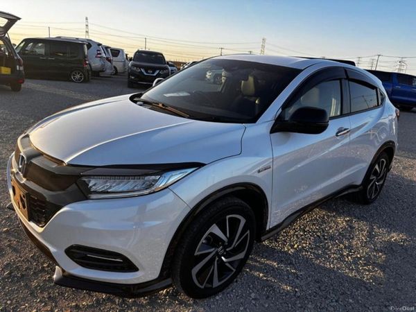 Honda Vezel SUV, Petrol Hybrid, 2019, White