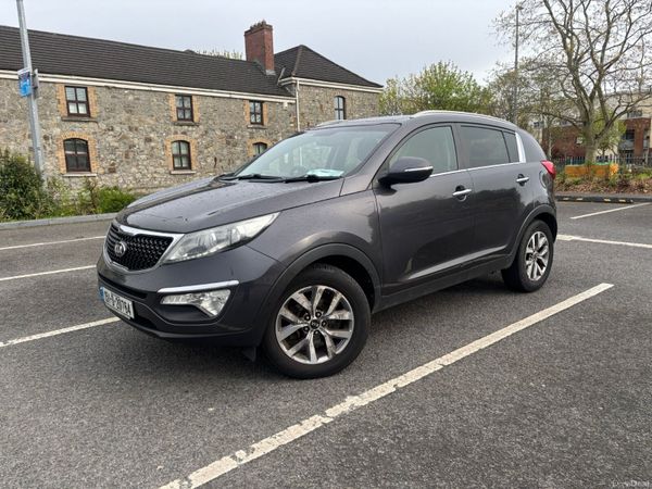 Kia Sportage SUV, Diesel, 2015, Silver