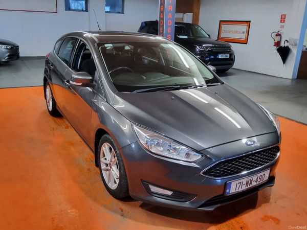 Ford Focus Hatchback, Diesel, 2017, Grey