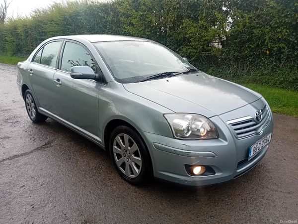 Toyota Avensis Saloon, Petrol, 2009, Grey