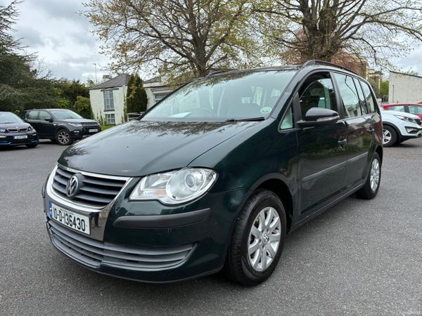 Volkswagen Touran MPV, Diesel, 2010, Green