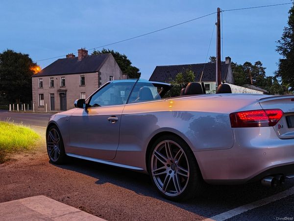 Audi S5 Convertible, Petrol, 2011, Silver