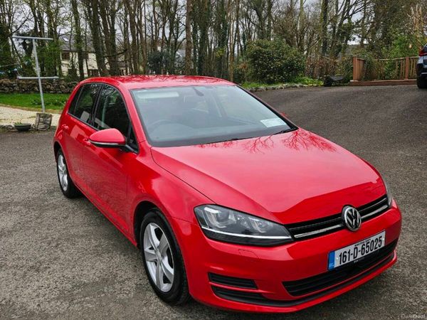 Volkswagen Golf Hatchback, Petrol, 2016, Red