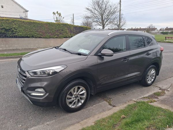 Hyundai Tucson SUV, Diesel, 2016, Brown