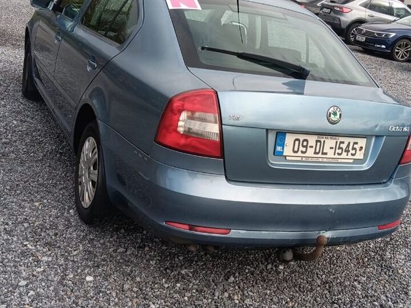 Skoda Octavia Hatchback, Diesel, 2009, Grey