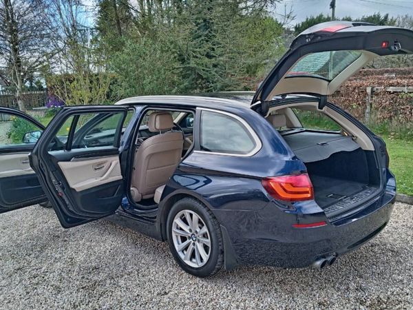 BMW 5-Series Estate, Diesel, 2011, Blue