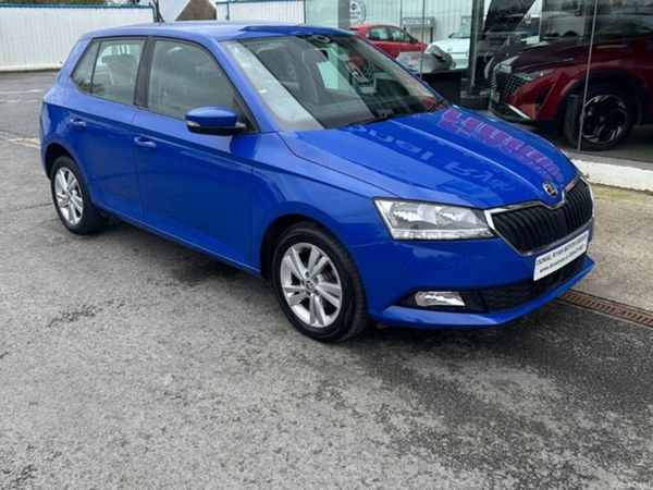 Skoda Fabia Hatchback, Petrol, 2020, Blue