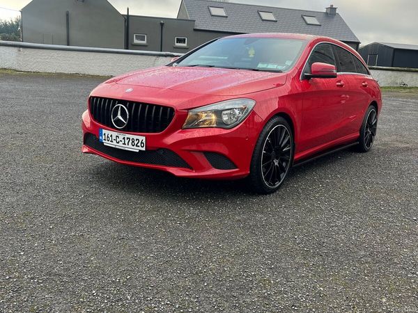 Mercedes-Benz CLA Estate, Diesel, 2016, Red