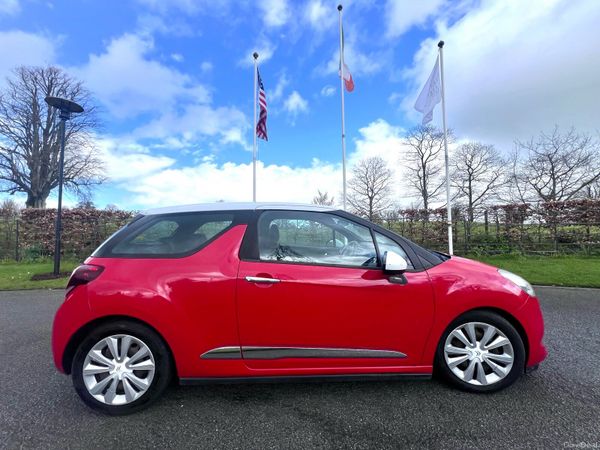 Citroen DS 3 Hatchback, Petrol, 2014, Red