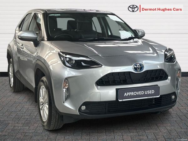 Toyota Yaris Cross Hatchback, Petrol Hybrid, 2023, Grey