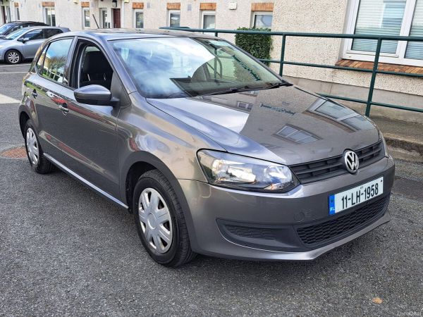 Volkswagen Polo Hatchback, Petrol, 2011, Grey