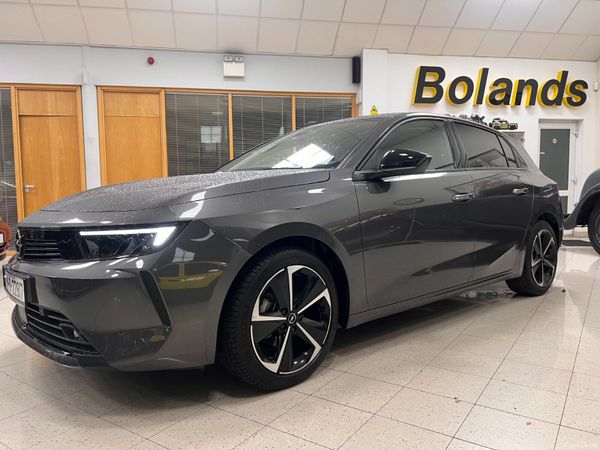 Opel Astra Hatchback, Petrol, 2024, Grey