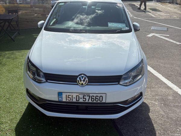 Volkswagen Polo Hatchback, Petrol, 2015, White