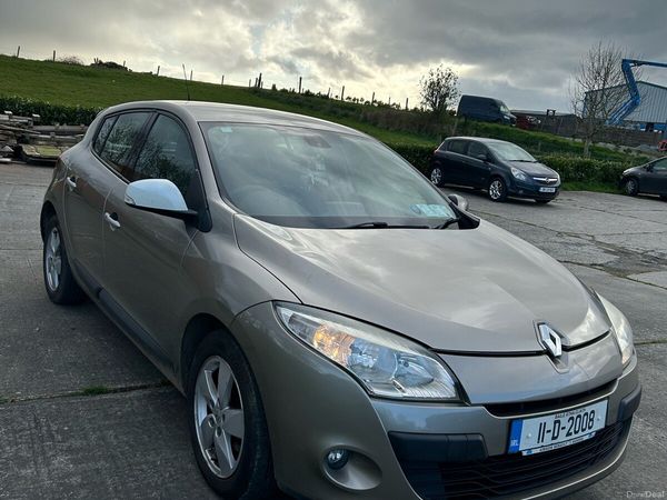 Renault Megane Hatchback, Diesel, 2011, Gold