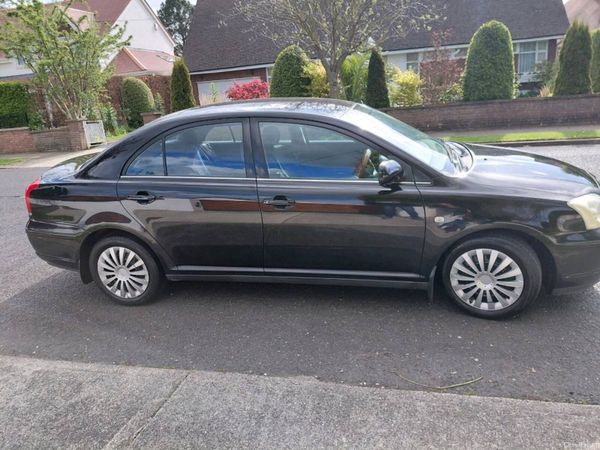 Toyota Avensis Saloon, Petrol, 2005, Black