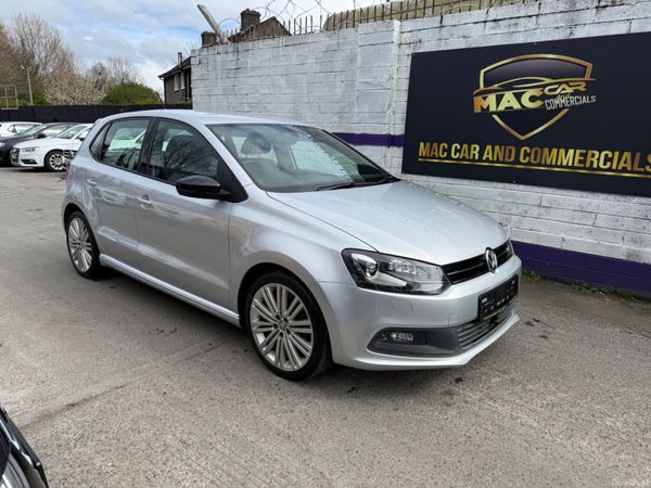 Volkswagen Polo Hatchback, Petrol, 2015, Silver