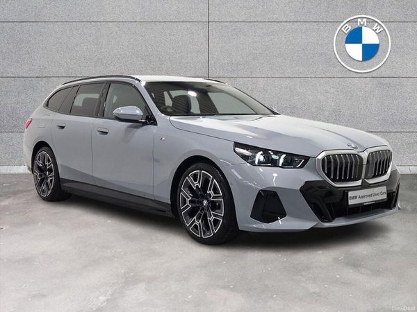 BMW 5-Series Estate, Petrol Plug-in Hybrid, 2025, Grey