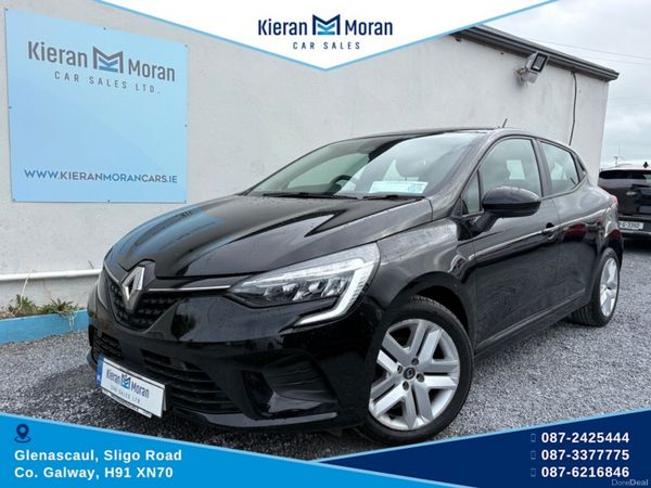 Renault Clio Hatchback, Petrol, 2022, Black