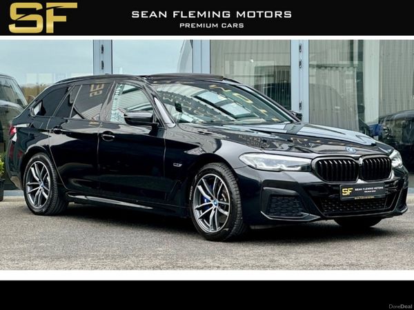 BMW 5-Series Estate, Petrol Hybrid, 2023, Black