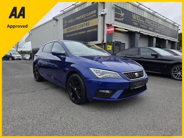 SEAT Leon Hatchback, Petrol, 2019, Blue