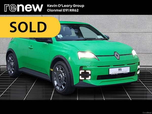 Renault 5 E-Tech Hatchback, Electric, 2026, Green