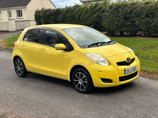 Toyota Vitz Hatchback, Petrol, 2009, Yellow