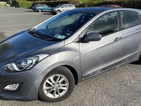 Hyundai i30 Hatchback, Diesel, 2014, Grey