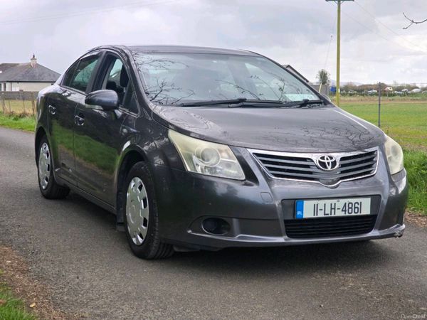 Toyota Avensis Saloon, Diesel, 2011, Grey