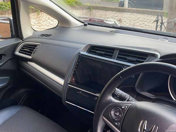 Honda Fit Hatchback, Petrol Hybrid, 2019, Silver