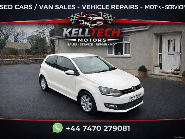 Volkswagen Polo Hatchback, Petrol, 2011, White