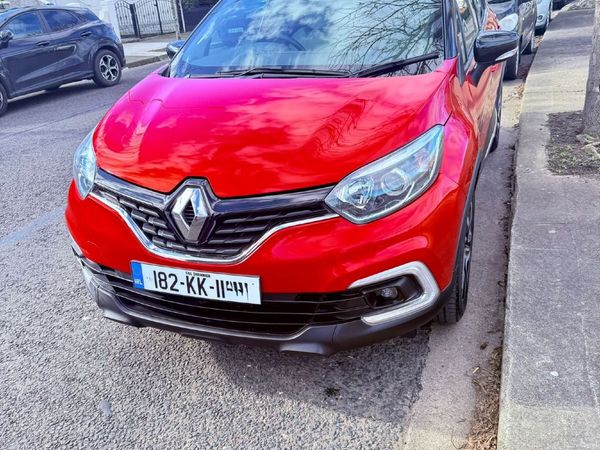 Renault Captur Hatchback, Petrol, 2018, Red