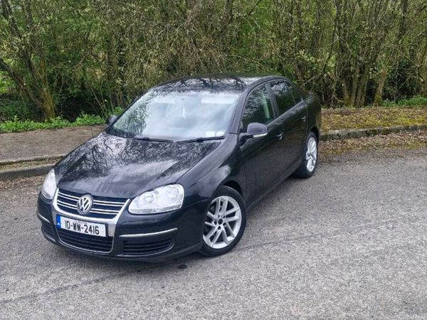 Volkswagen Jetta Saloon, Diesel, 2010, Black