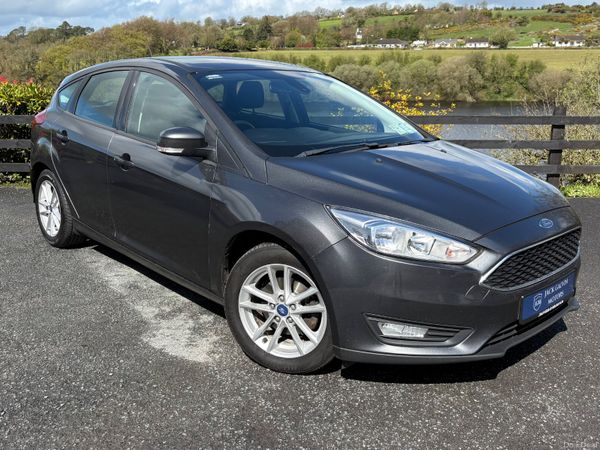 Ford Focus Hatchback, Diesel, 2017, Grey