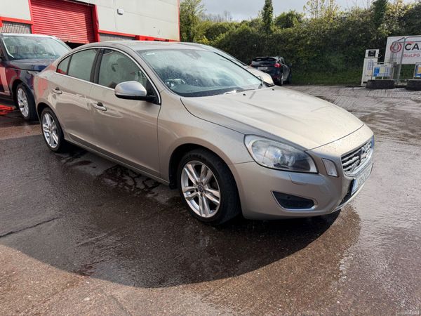 Volvo S60 Saloon, Diesel, 2013, Green