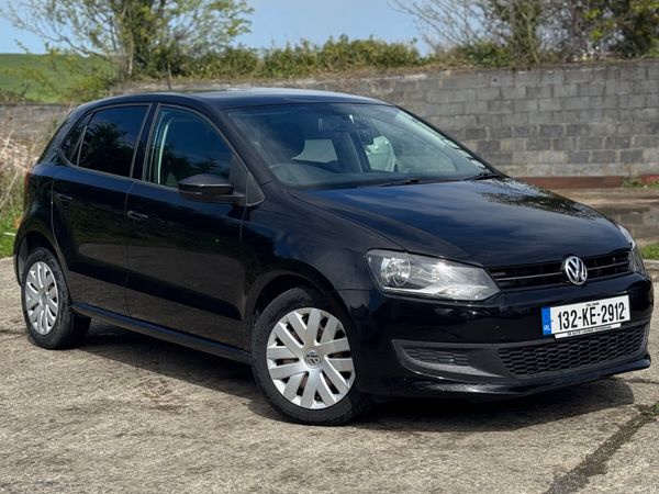 Volkswagen Polo Hatchback, Petrol, 2013, Black