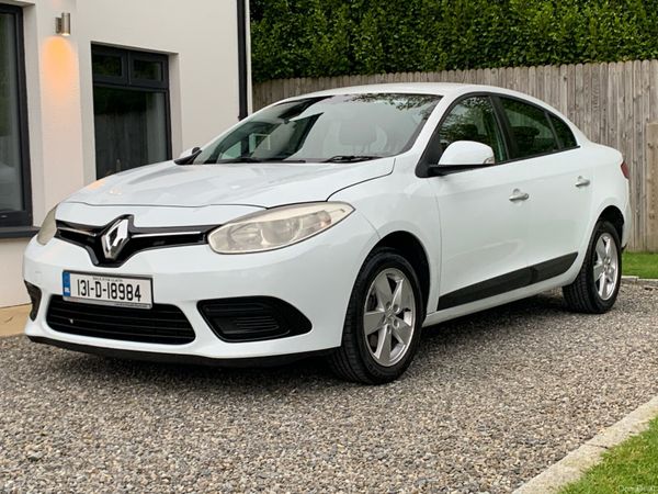 Renault Fluence Saloon, Diesel, 2013, White
