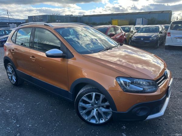 Volkswagen Polo Hatchback, Petrol, 2016, Orange