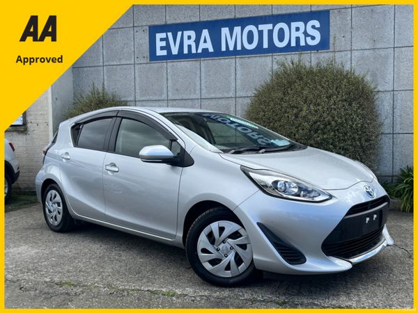 Toyota Aqua Hatchback, Petrol Hybrid, 2020, Silver