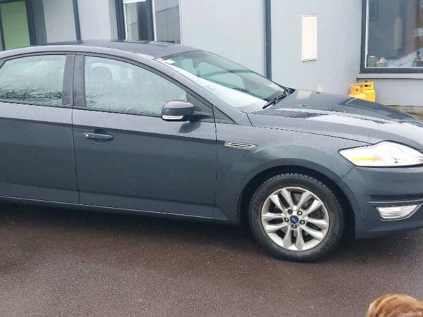 Ford Mondeo Saloon, Diesel, 2011, Black