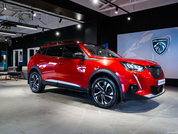 Peugeot 2008 MPV, Petrol, 2022, Red