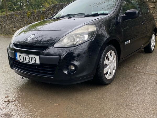 Renault Clio Hatchback, Diesel, 2012, Black