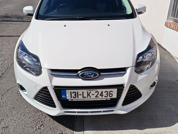 Ford Focus Hatchback, Petrol, 2013, White