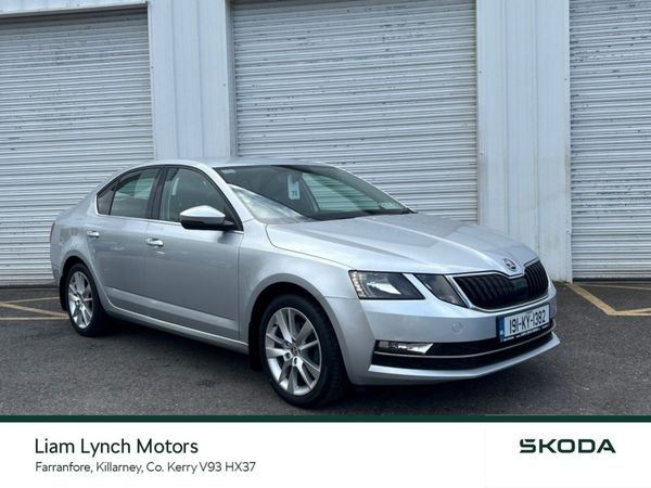 Skoda Octavia Saloon, Petrol, 2019, Grey