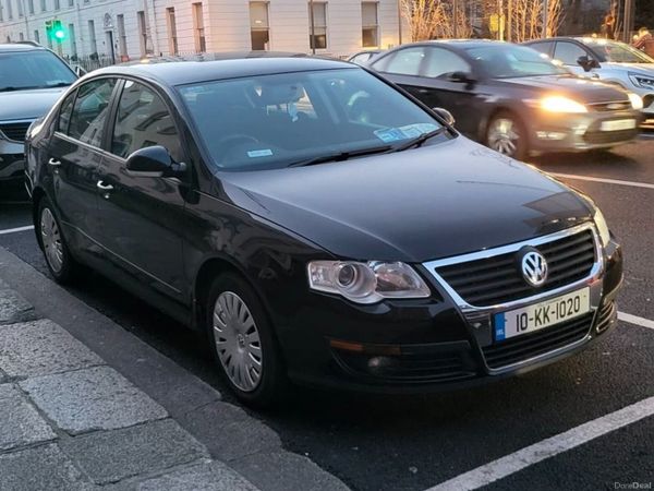Volkswagen Passat Saloon, Diesel, 2010, Black