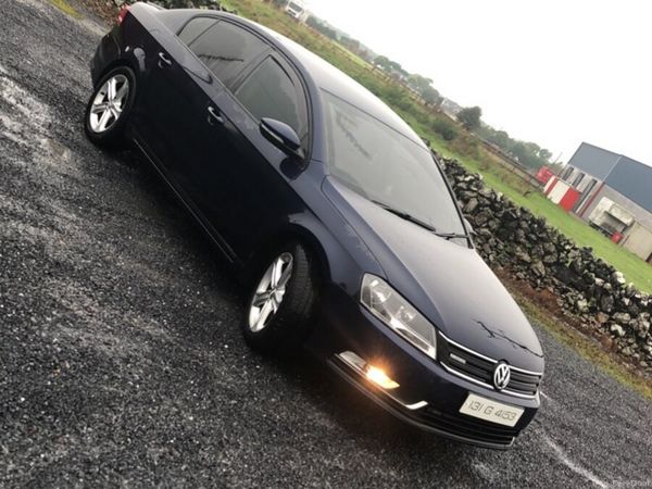 Volkswagen Passat Saloon, Diesel, 2013, Blue