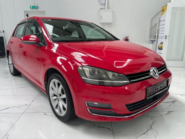 Volkswagen Golf Hatchback, Petrol, 2015, Red