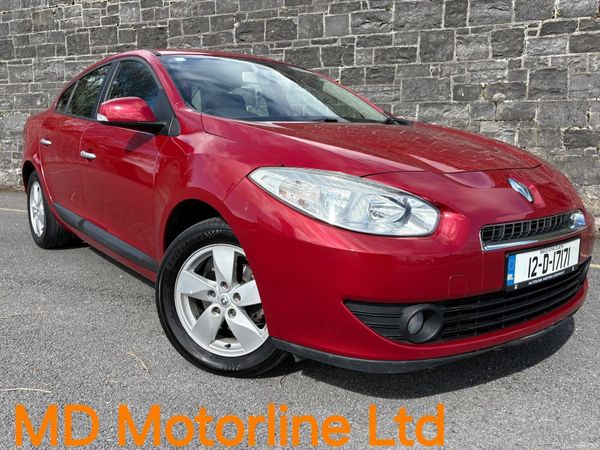 Renault Fluence Saloon, Diesel, 2012, Red
