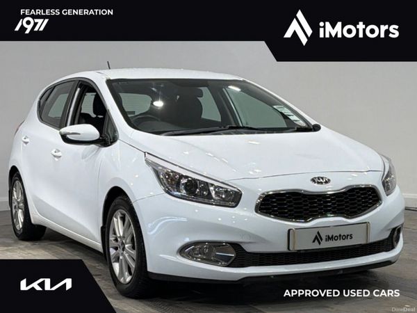 Kia Ceed Hatchback, Diesel, 2015, White