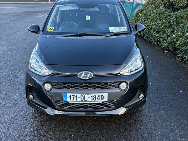 Hyundai i10 Hatchback, Petrol, 2017, Black